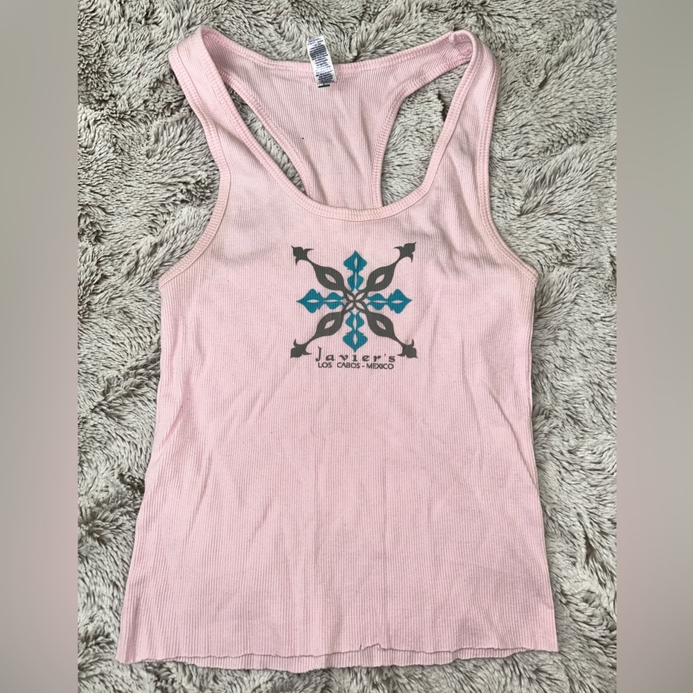 Pink tank size large